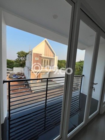 Rumah Luas Asri 3 KT Siap Huni di Cibubur Depok Rumah Luas Asri 3 KT Siap Huni di Cibubur Depok