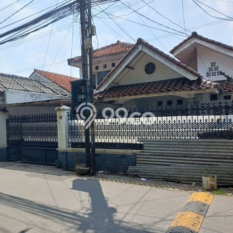 Rumah Idaman Modern! Rumah Mewah di Kalimalang, Jakarta Timur, Luas 246m² Bangunan 423m² Rumah Idaman Modern! Rumah Mewah di Kalimalang, Jakarta Timur, Luas 246m² Bangunan 423m²