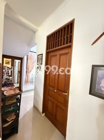 Jual Rumah Luas Elegan Dengan View Eksklusif di Jati Rahayu, Bekasi Jual Rumah Luas Elegan Dengan View Eksklusif di Jati Rahayu, Bekasi