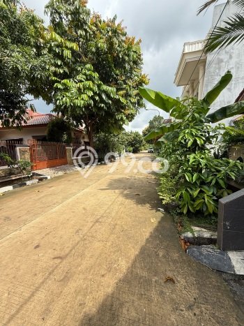 Jual Rumah Luas Elegan Dengan View Eksklusif di Jati Rahayu, Bekasi Jual Rumah Luas Elegan Dengan View Eksklusif di Jati Rahayu, Bekasi