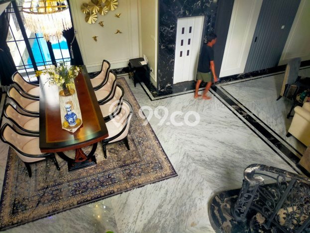 Hunian Mewah LB 1200m2 Siap Huni Desain Elegan di Cibubur, Bekasi Hunian Mewah LB 1200m2 Siap Huni Desain Elegan di Cibubur, Bekasi