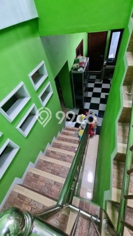 Rumah Strategis Modern Lb 220m2 di Bekasi Timur, Bekasi Rumah Strategis Modern Lb 220m2 di Bekasi Timur, Bekasi