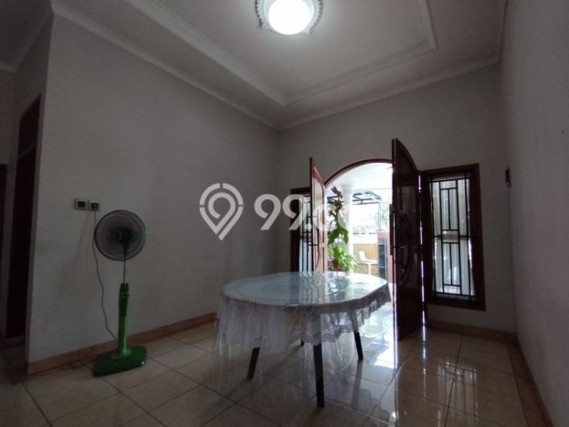 For Sale! Luxury House LT 346m2 Desain Modern di Jatiwaringin For Sale! Luxury House LT 346m2 Desain Modern di Jatiwaringin