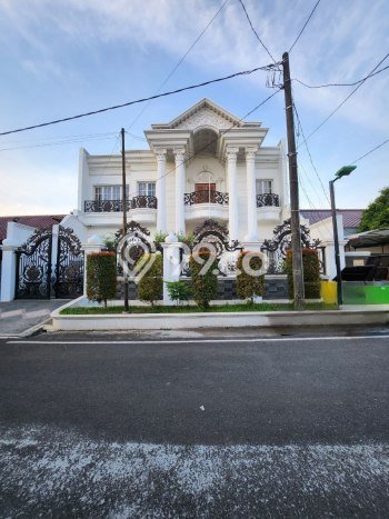 Rumah Elit LB 405m2 Siap Pakai Desain Elegan di Pondok Kelapa, Jakarta Timur Rumah Elit LB 405m2 Siap Pakai Desain Elegan di Pondok Kelapa, Jakarta Timur