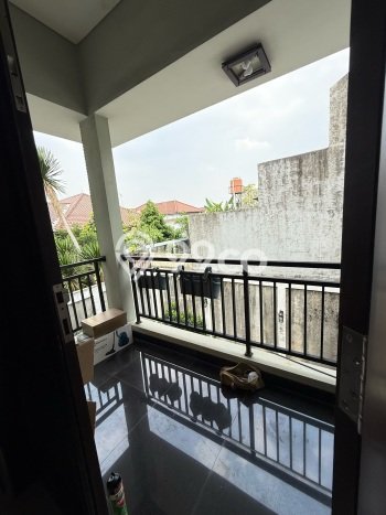 Ready to Use! Premium House LT 397m2 Desain Elegan di Condet Ready to Use! Premium House LT 397m2 Desain Elegan di Condet