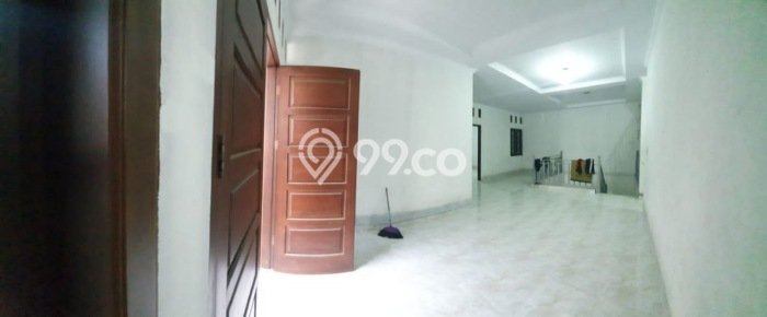 Hunian Eksklusif Siap Huni LT 190m2 di Duren Sawit, Jakarta Timur Hunian Eksklusif Siap Huni LT 190m2 di Duren Sawit, Jakarta Timur
