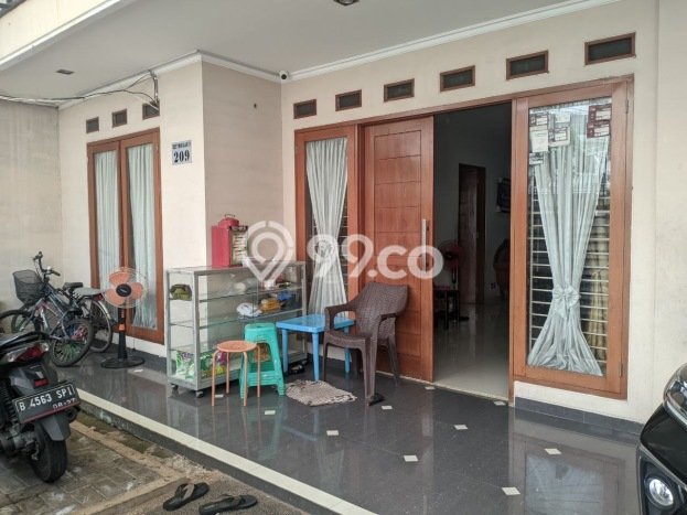 Siap Huni Rumah Mewah 4 Kamar di Tebet Dekat ke Mana Saja Siap Huni Rumah Mewah 4 Kamar di Tebet Dekat ke Mana Saja