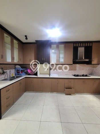 Rumah Luxury Modern Siap Huni di Warung Buncit Jakarta Selatan Rumah Luxury Modern Siap Huni di Warung Buncit Jakarta Selatan