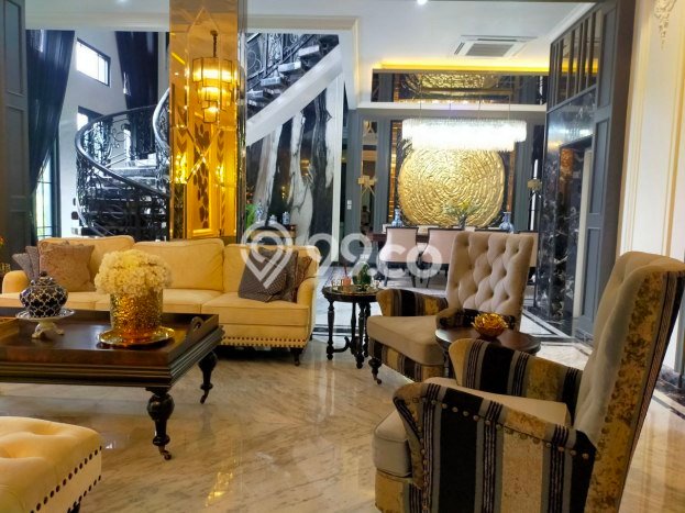 Hunian Mewah LB 1200m2 Siap Huni Desain Elegan di Cibubur, Bekasi Hunian Mewah LB 1200m2 Siap Huni Desain Elegan di Cibubur, Bekasi