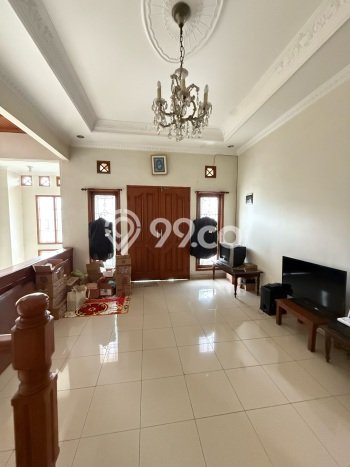 Rumah Elit LB 280m2 Siap Pakai Desain Elegan di Kemang Pratama, Bekasi Rumah Elit LB 280m2 Siap Pakai Desain Elegan di Kemang Pratama, Bekasi