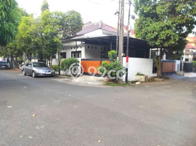 Jual Rumah Luas Elegan Dengan View Cantik di Galaxy, Bekasi Jual Rumah Luas Elegan Dengan View Cantik di Galaxy, Bekasi