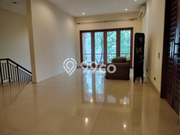 Rumah Elit LB 500m2 Siap Pakai Desain Elegan di Kemang, Jakarta Selatan Rumah Elit LB 500m2 Siap Pakai Desain Elegan di Kemang, Jakarta Selatan