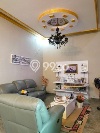 Hunian Nyaman 5 KT di Tebet, Jakarta Selatan - Luas Tanah 325m² Hunian Nyaman 5 KT di Tebet, Jakarta Selatan - Luas Tanah 325m²