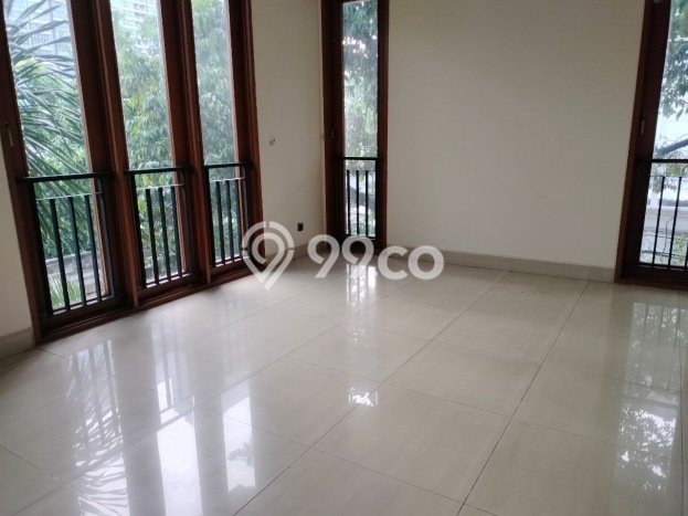 Rumah Elit LB 500m2 Siap Pakai Desain Elegan di Kemang, Jakarta Selatan Rumah Elit LB 500m2 Siap Pakai Desain Elegan di Kemang, Jakarta Selatan