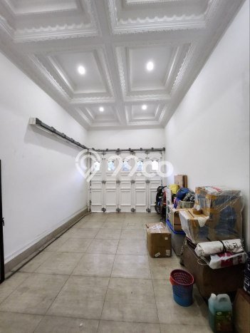 Rumah Elit LB 405m2 Siap Pakai Desain Elegan di Pondok Kelapa, Jakarta Timur Rumah Elit LB 405m2 Siap Pakai Desain Elegan di Pondok Kelapa, Jakarta Timur