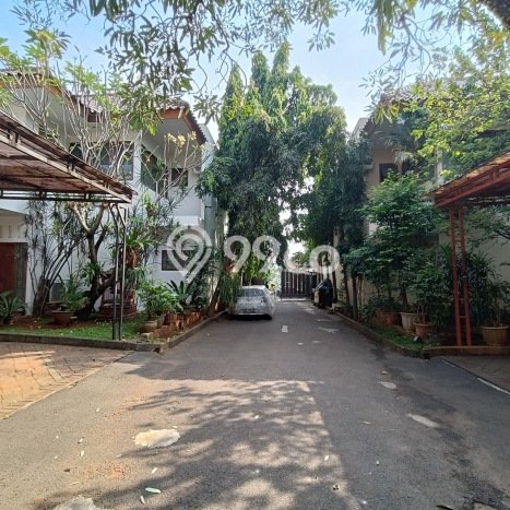 Dijual Hunian Mewah dengan Fasilitas Sekitar Komplit di Cilandak, Jakarta Selatan Dijual Hunian Mewah dengan Fasilitas Sekitar Komplit di Cilandak, Jakarta Selatan