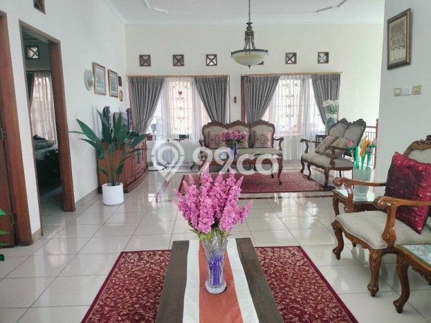 Siap Huni Hunian Elit 4 Kamar di Jatiwaringin Dekat ke Mana Pun Siap Huni Hunian Elit 4 Kamar di Jatiwaringin Dekat ke Mana Pun