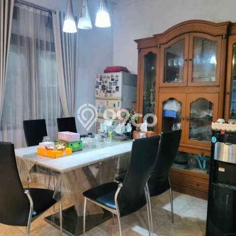 Jual Rumah Luas Elegan Dengan View Cantik di Galaxy, Bekasi Jual Rumah Luas Elegan Dengan View Cantik di Galaxy, Bekasi