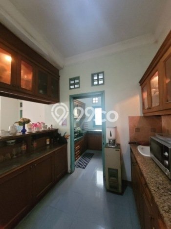 Rumah Elit Modern Siap Huni di Pondok Kelapa Jakarta Timur Rumah Elit Modern Siap Huni di Pondok Kelapa Jakarta Timur