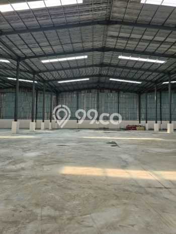 Gudang bagus disewakan di Pakuhaji Tangerang dengan LB 2280m2 harga sewa terbaik Gudang bagus disewakan di Pakuhaji Tangerang dengan LB 2280m2 harga sewa terbaik
