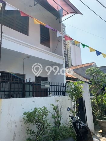 Rumah Luas Asri 8 KT Siap Pakai di Cideng Jakarta Pusat Rumah Luas Asri 8 KT Siap Pakai di Cideng Jakarta Pusat