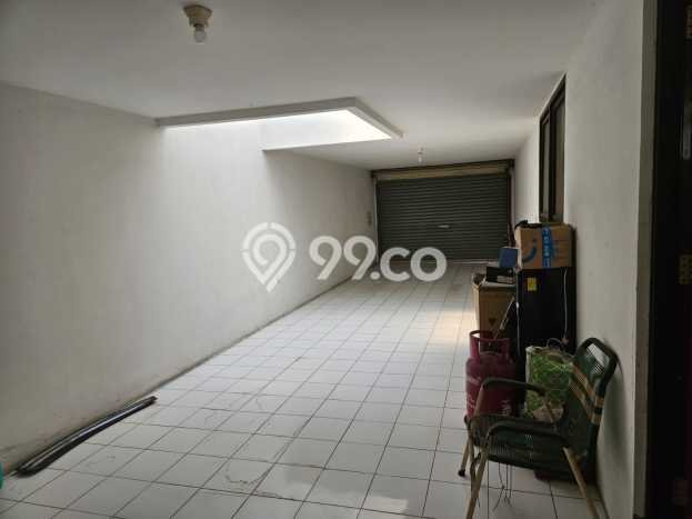 Dijual Rumah Mewah Megah Dengan View Cantik di Jelambar, Jakarta Barat Dijual Rumah Mewah Megah Dengan View Cantik di Jelambar, Jakarta Barat