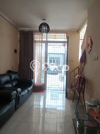 Hunian Cantik Modern Lb 120m2 di Cengkareng, Jakarta Barat Hunian Cantik Modern Lb 120m2 di Cengkareng, Jakarta Barat