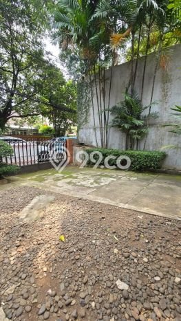 Siap Huni Rumah Mewah 4 Kamar di Menteng Dekat ke Mana Pun Siap Huni Rumah Mewah 4 Kamar di Menteng Dekat ke Mana Pun