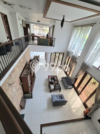 Rumah Mewah LB 342m2 Siap Pakai Desain Elegan di BSD, Tangerang Rumah Mewah LB 342m2 Siap Pakai Desain Elegan di BSD, Tangerang