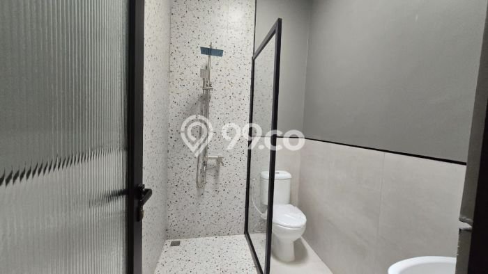 Rumah Harga Nego 4 Kamar Tidur di Kawasan Residential BSD City, Tangerang Rumah Harga Nego 4 Kamar Tidur di Kawasan Residential BSD City, Tangerang
