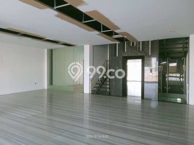 Kantor Bagus Dijual LB 1600m2 Lokasi Strategis Jakarta Selatan Area Cocok untuk Berbisnis Kantor Bagus Dijual LB 1600m2 Lokasi Strategis Jakarta Selatan Area Cocok untuk Berbisnis
