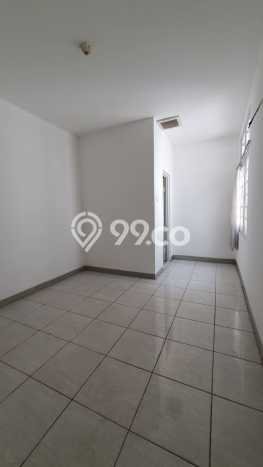 For Sale Hunian Rumah Terawat 5 Kamar di Sektor 3 - Bintaro, Tangerang Selatan For Sale Hunian Rumah Terawat 5 Kamar di Sektor 3 - Bintaro, Tangerang Selatan
