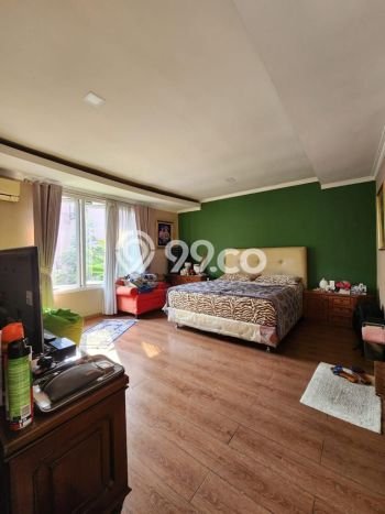 Jual Rumah Mewah Elegan Dengan View Cantik di Bintaro, Tangerang Selatan Jual Rumah Mewah Elegan Dengan View Cantik di Bintaro, Tangerang Selatan