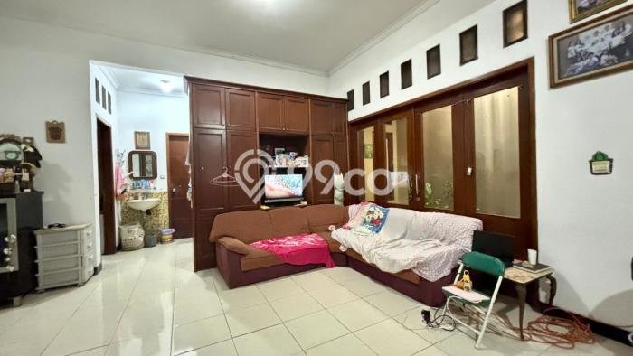 Siap Huni Hunian Elit 3 Kamar di Kebayoran Lama Dekat ke Mana Pun Siap Huni Hunian Elit 3 Kamar di Kebayoran Lama Dekat ke Mana Pun