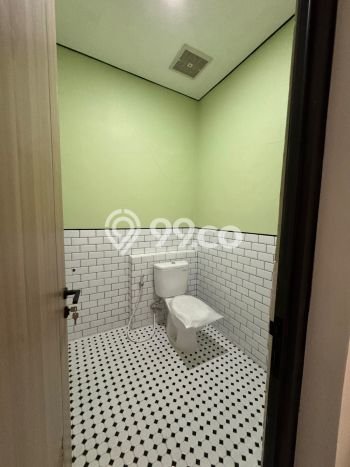 Rumah kawasan Sektor 1 - Bintaro, Akses ke Pusat Kota, 2 KM, LT 180m² LB 180m² Rumah kawasan Sektor 1 - Bintaro, Akses ke Pusat Kota, 2 KM, LT 180m² LB 180m²