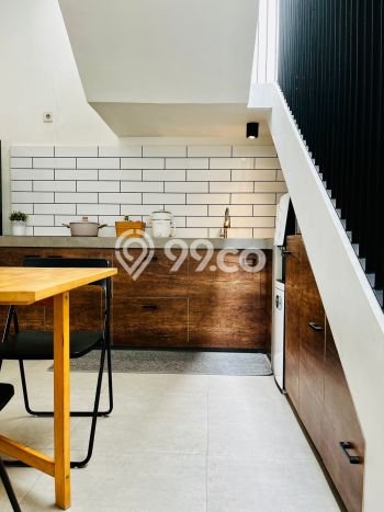 Dijual Rumah Premium dengan Fasilitas Sekitar Lengkap di Mampang Prapatan, Jakarta Selatan Dijual Rumah Premium dengan Fasilitas Sekitar Lengkap di Mampang Prapatan, Jakarta Selatan