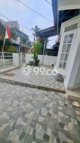 Jual Rumah Eksklusif 3 KT di Sektor 5 - Bintaro, Tangerang Selatan Jual Rumah Eksklusif 3 KT di Sektor 5 - Bintaro, Tangerang Selatan