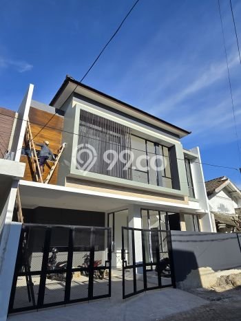 For Sale Rumah Elit Exclusive di Pondok Aren, Tangerang Selatan For Sale Rumah Elit Exclusive di Pondok Aren, Tangerang Selatan