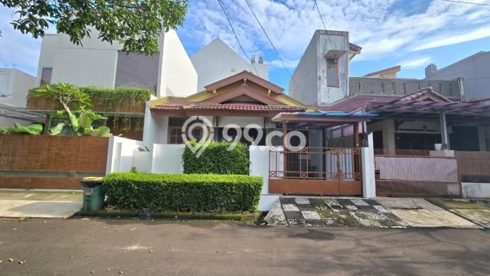 Jual Rumah Eksklusif 2 KT di Bintaro, Tangerang Selatan Jual Rumah Eksklusif 2 KT di Bintaro, Tangerang Selatan