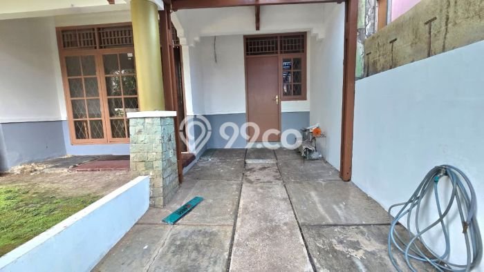 Jual Rumah Eksklusif 2 KT di Bintaro, Tangerang Selatan Jual Rumah Eksklusif 2 KT di Bintaro, Tangerang Selatan