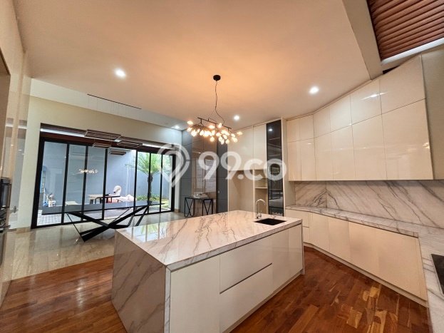 Rumah Elit LB 1046m2 Siap Pakai Desain Elegan di BSD City, Tangerang Rumah Elit LB 1046m2 Siap Pakai Desain Elegan di BSD City, Tangerang
