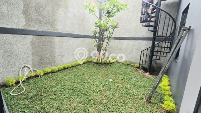 Rumah Harga Nego 4 Kamar Tidur di Kawasan Residential BSD City, Tangerang Rumah Harga Nego 4 Kamar Tidur di Kawasan Residential BSD City, Tangerang