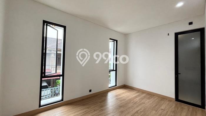 Rumah Luxury Modern Tanpa Renovasi di Bintaro Tangerang Selatan Rumah Luxury Modern Tanpa Renovasi di Bintaro Tangerang Selatan