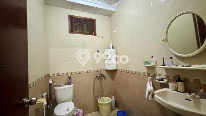 Siap Huni Hunian Elit 3 Kamar di Kebayoran Lama Dekat ke Mana Pun Siap Huni Hunian Elit 3 Kamar di Kebayoran Lama Dekat ke Mana Pun