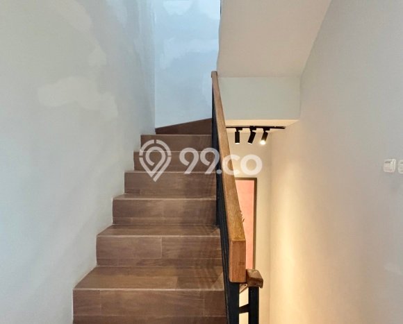 Rumah Modern Minimalis 3 KT Bisa Langsung Pindah di Cilandak Rumah Modern Minimalis 3 KT Bisa Langsung Pindah di Cilandak