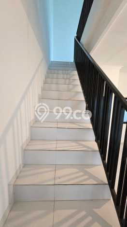 Rumah Modern Cantik 3 KT Bisa Langsung Pindah di Pesanggrahan Rumah Modern Cantik 3 KT Bisa Langsung Pindah di Pesanggrahan