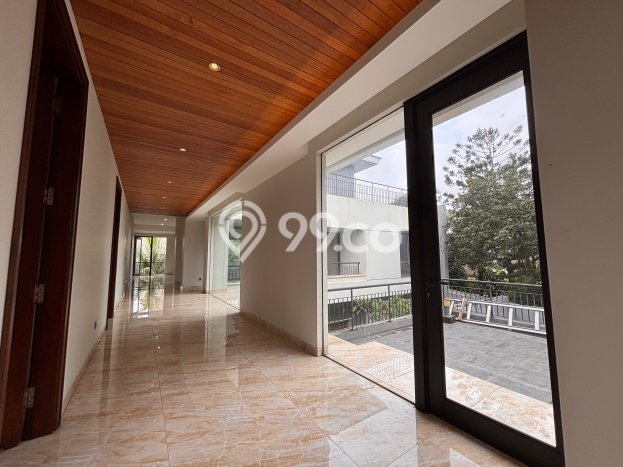 Rumah Elit LB 1046m2 Siap Pakai Desain Elegan di BSD City, Tangerang Rumah Elit LB 1046m2 Siap Pakai Desain Elegan di BSD City, Tangerang