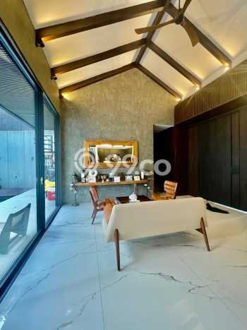 For Sale! Luxury House LT 284m2 Desain Elegan di Sektor 9-Bintaro For Sale! Luxury House LT 284m2 Desain Elegan di Sektor 9-Bintaro