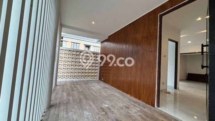 For Sale! Premium House LT 206m2 Desain Elegan di Sektor 9-Bintaro For Sale! Premium House LT 206m2 Desain Elegan di Sektor 9-Bintaro