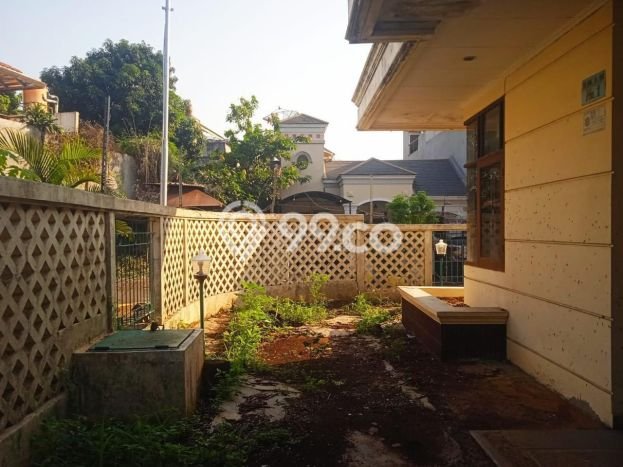 Hunian Eksklusif Siap Huni LT 258m2 di Kebon Jeruk, Jakarta Barat Hunian Eksklusif Siap Huni LT 258m2 di Kebon Jeruk, Jakarta Barat